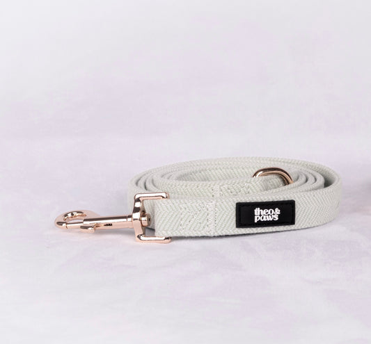 Sage Tweed Lead